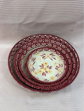 Temptations Bowl Set Old World Red